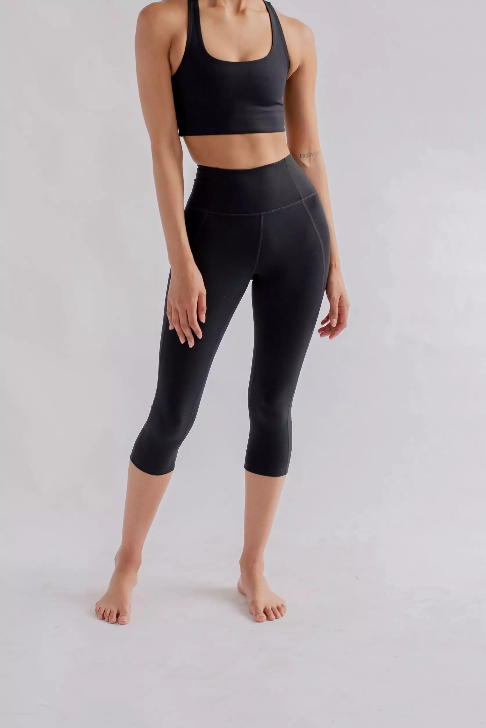 GIRLFRIEND COLLECTIVE Cropped Compressive High-Rise Legging 23.75