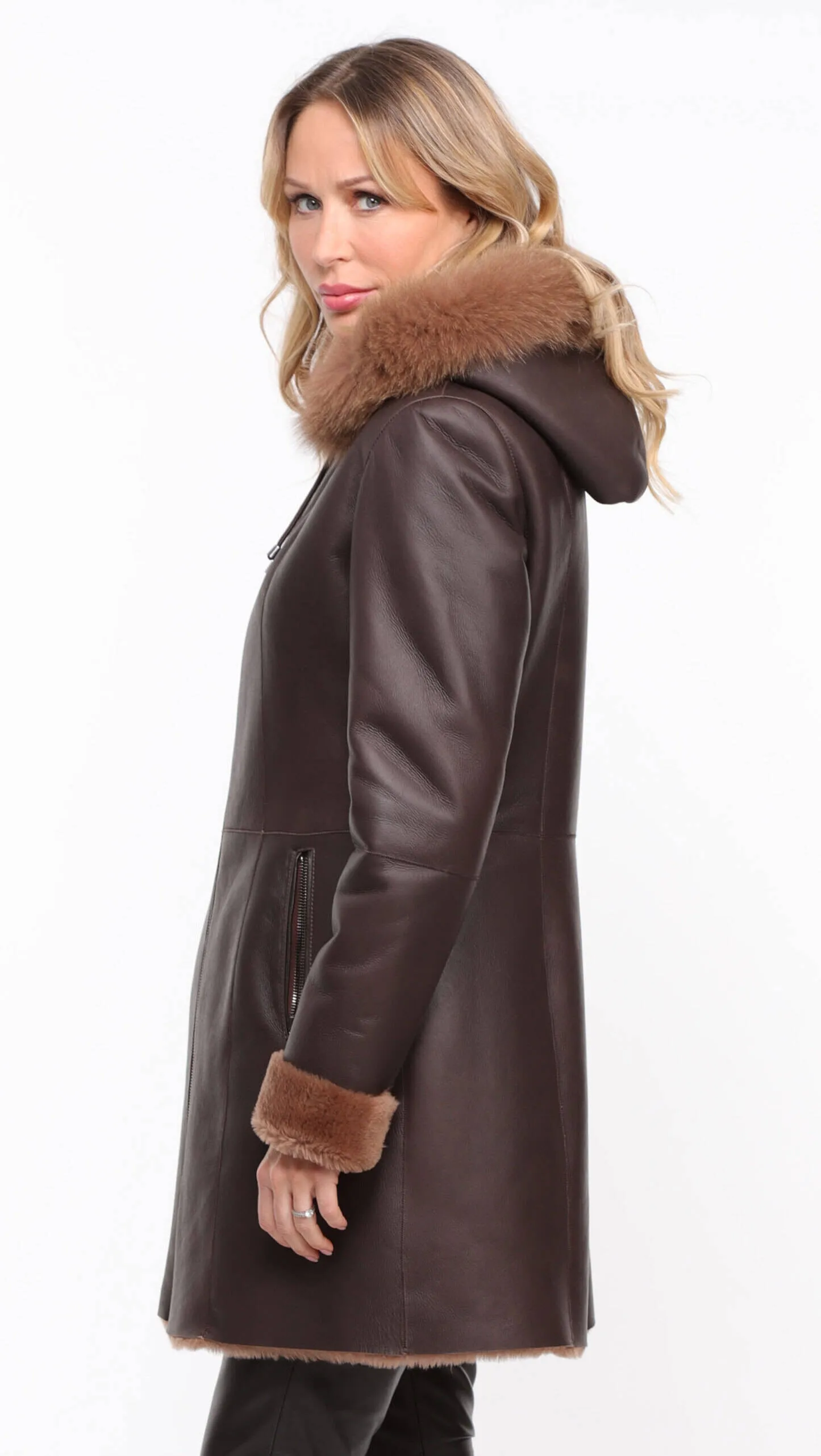 Women's chocolate hooded sheepskin coat \aurelia\